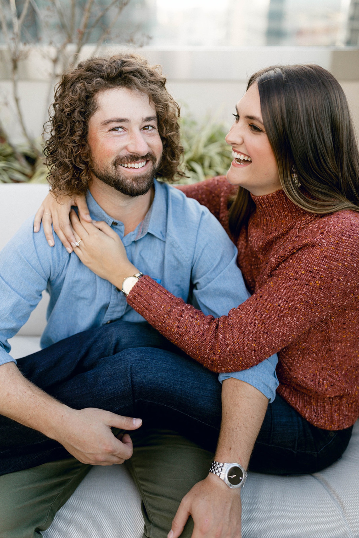 couple hugging fall engagement session