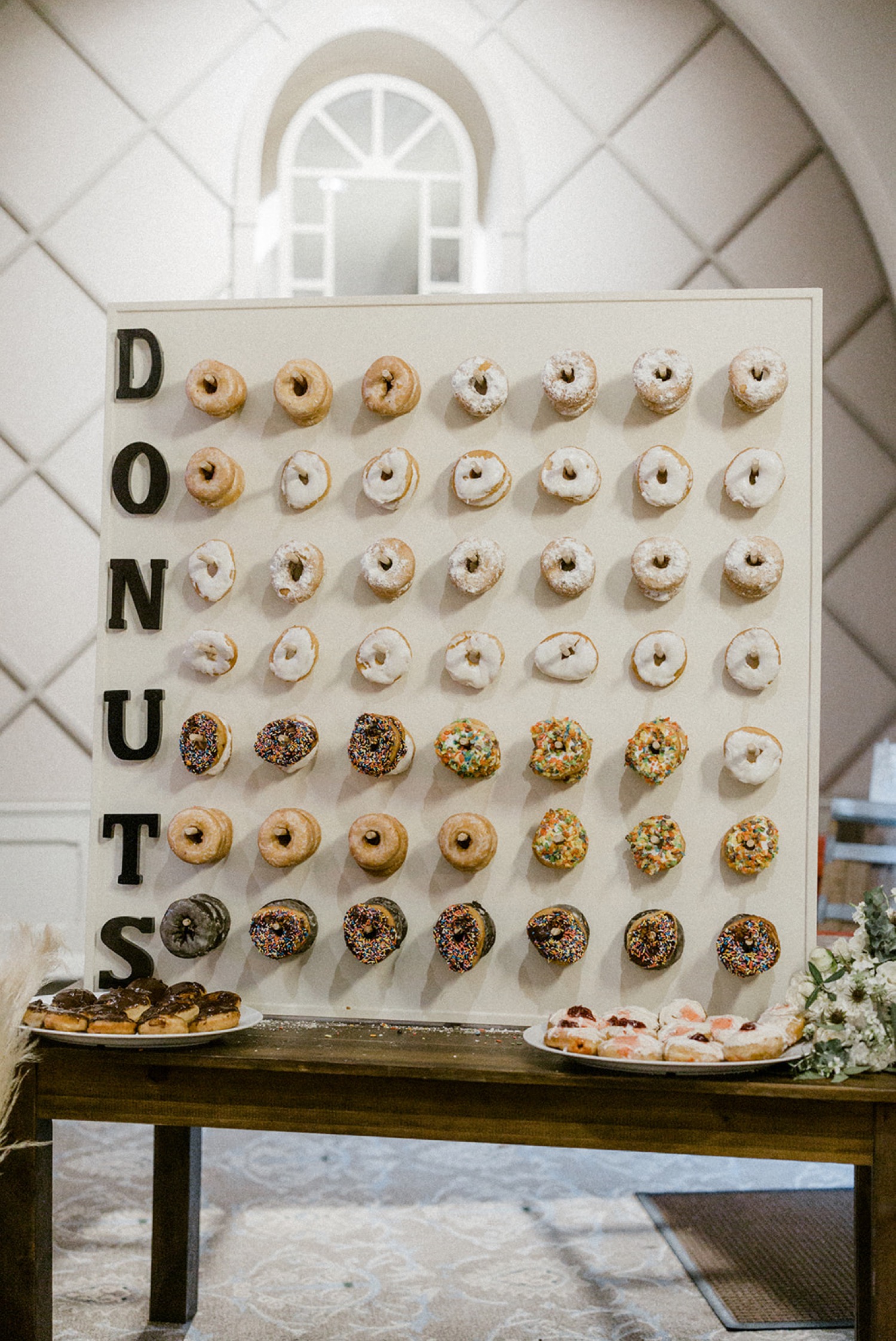 donuts doughnut board wedding