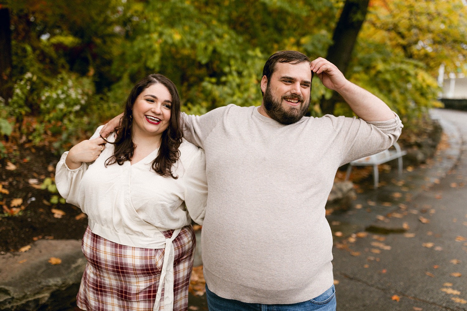couple outdoor engagement session in the fall
