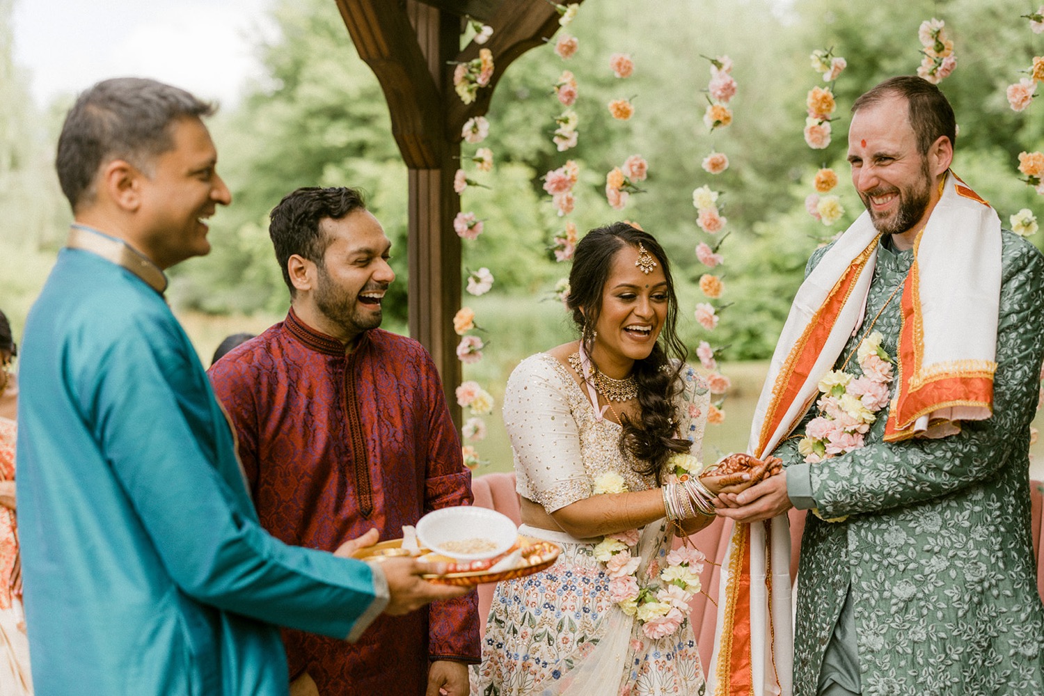 bride and groom indian wedding ceremony