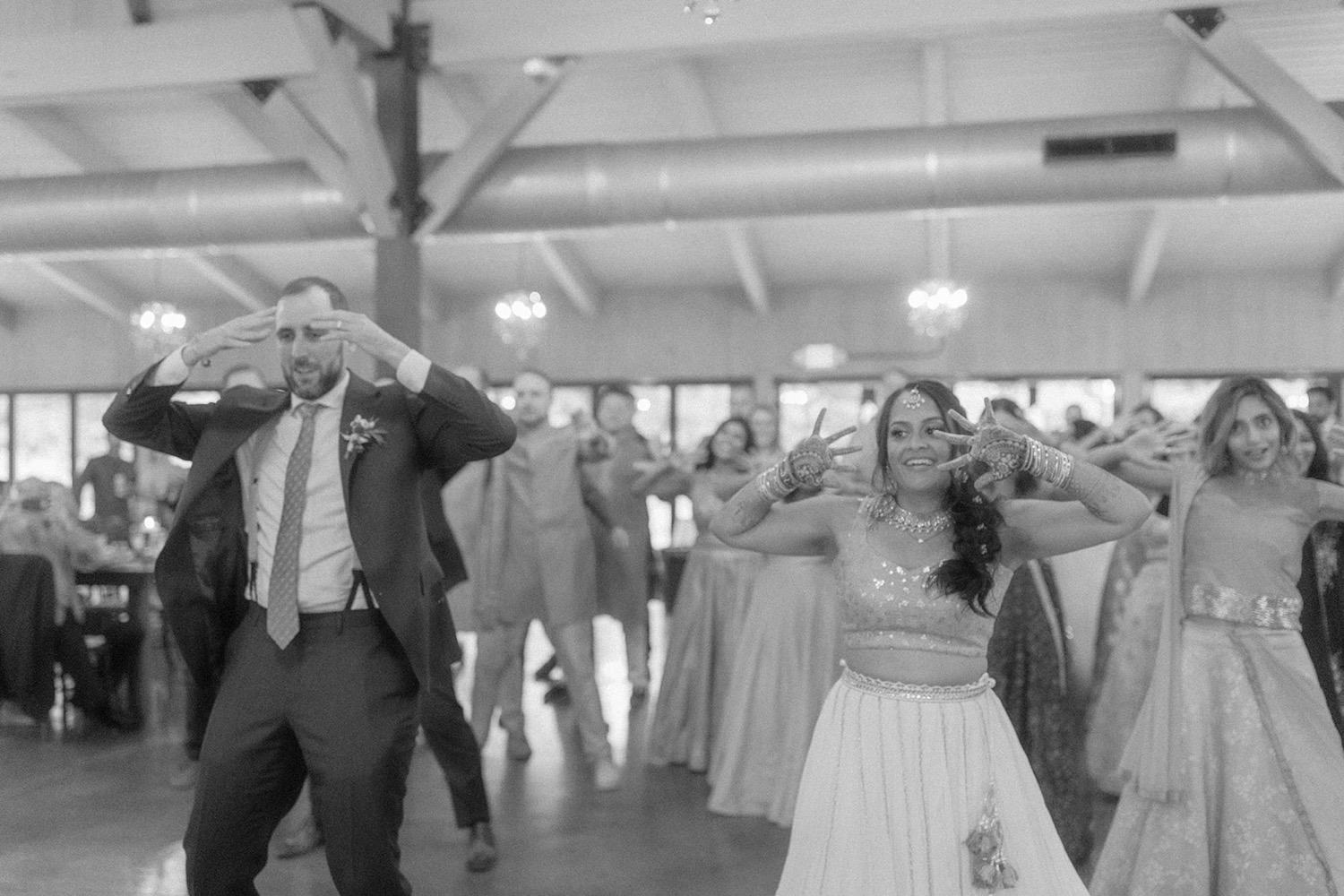 bride and groom choreography wedding reception